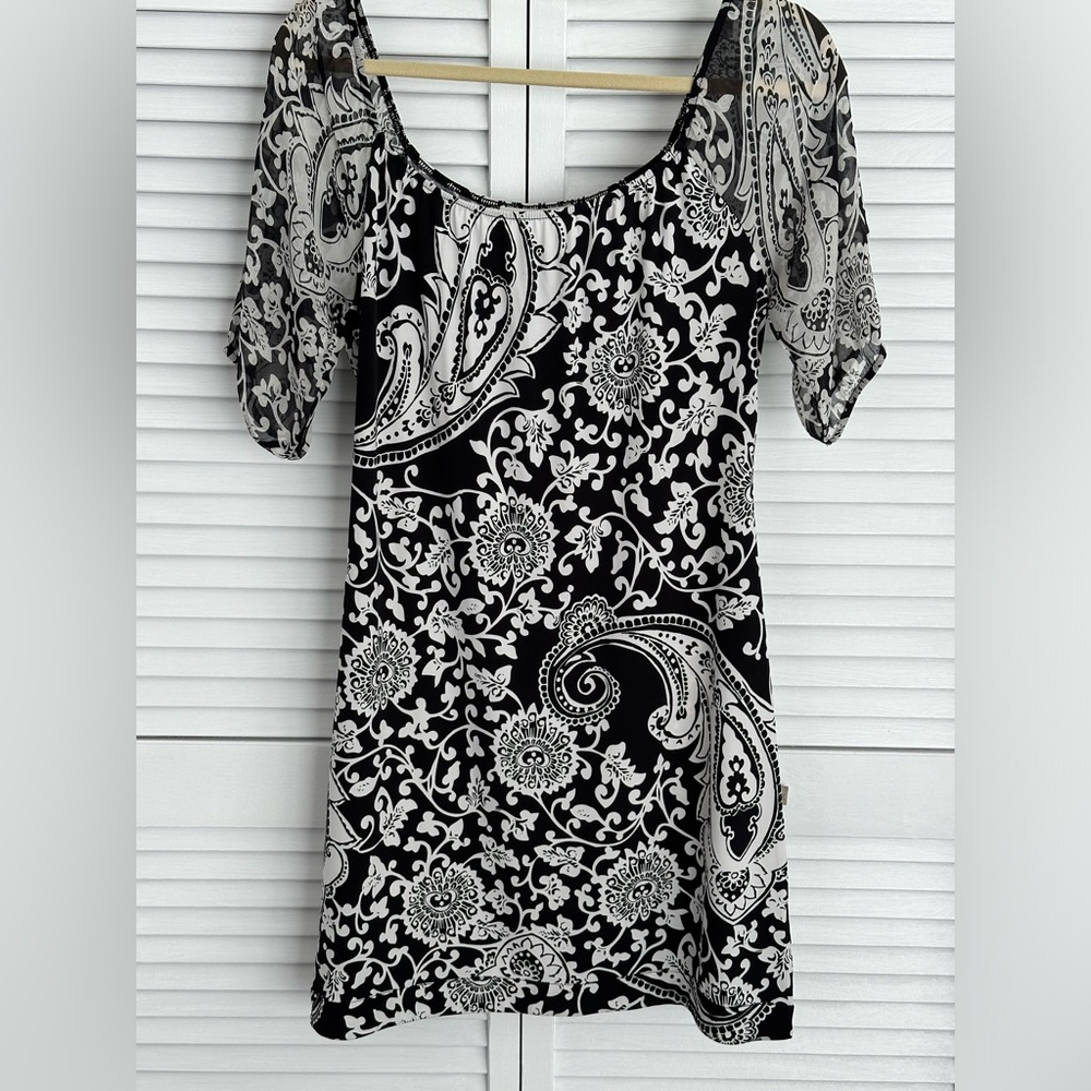 Women dress